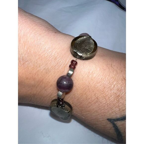 Glass Bead and Heart Toggle Bracelet - Picture 1 of 6